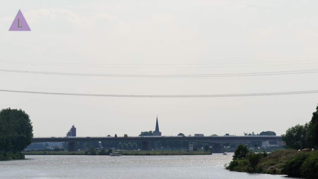 Maasbrug A2 bij Wessem