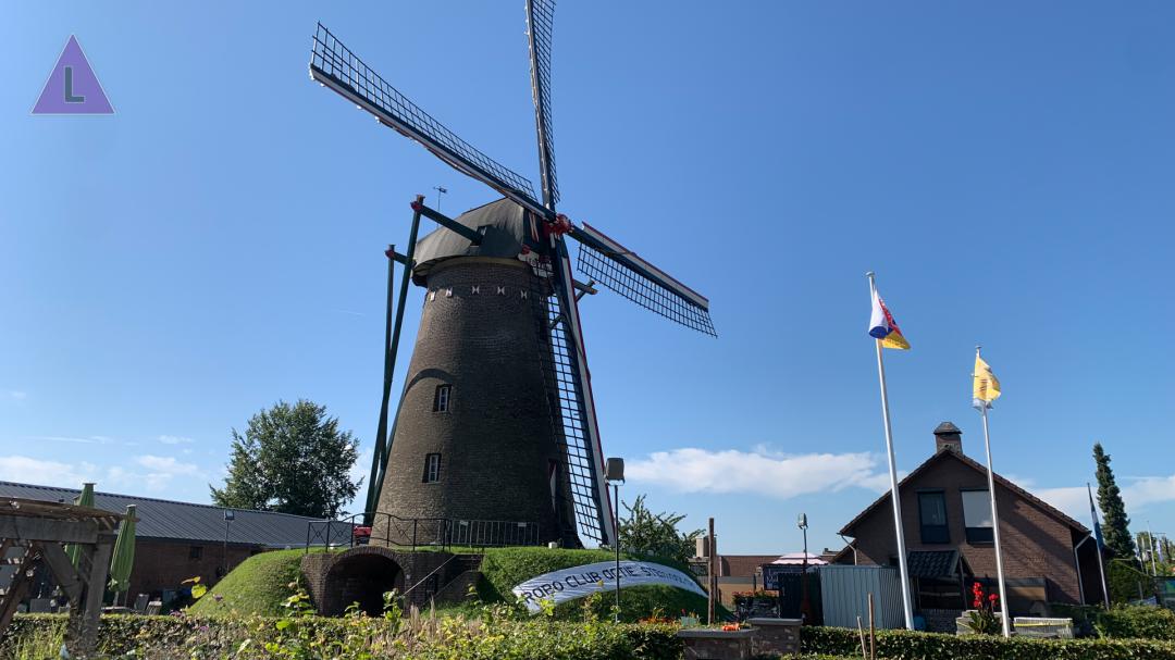 Leonardusmolen in Maasbracht